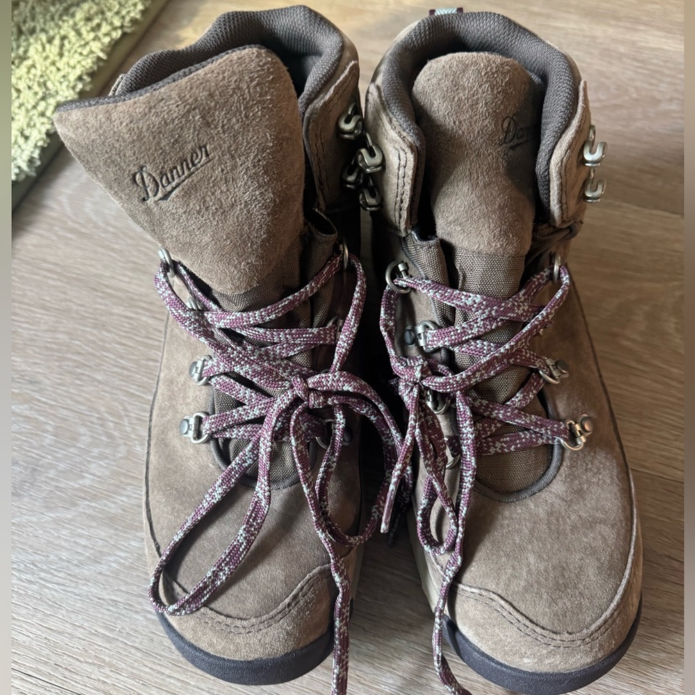 Danner Women's Adrika Ash Hiking Boots